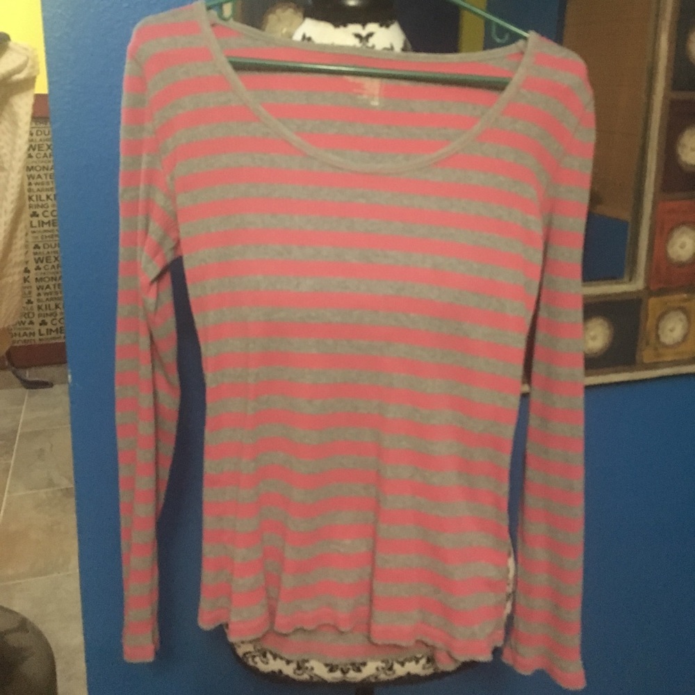 Old navy shirt